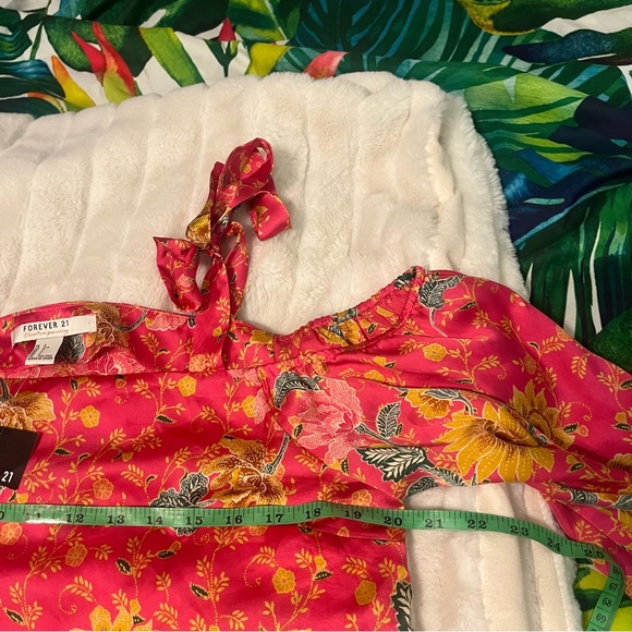 NWT Forever 21 L Pink Floral Satin Tie Strap Crop Cold Shoulder Feminine Blouse - Picture 7 of 12